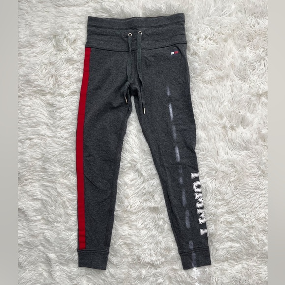 Size XS Athletic Leggings Bundle (Forever 21, PINK & Tommy Hilfiger) - Picture 5 of 13